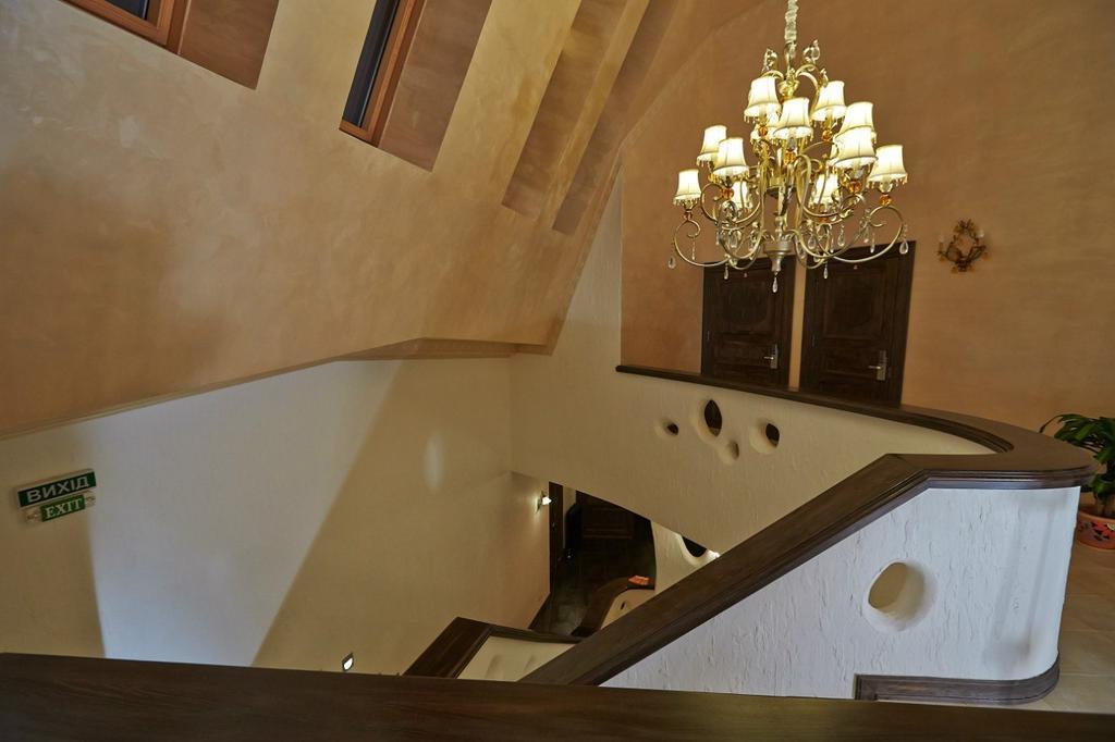 Charivna Taistra Bed and Breakfast Brovary Eksteriør billede