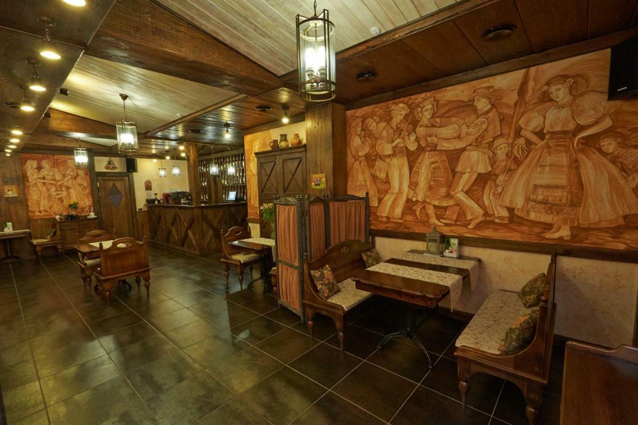 Charivna Taistra Bed and Breakfast Brovary Eksteriør billede