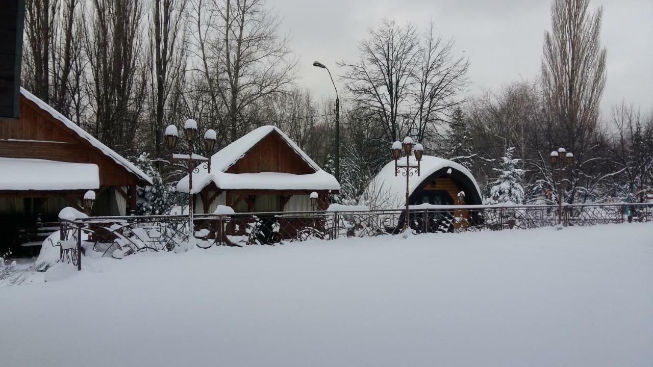 Charivna Taistra Bed and Breakfast Brovary Eksteriør billede